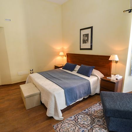 S.Andrea Degli Armeni Dimora Di Charme Bed & Breakfast Taranto Exterior photo