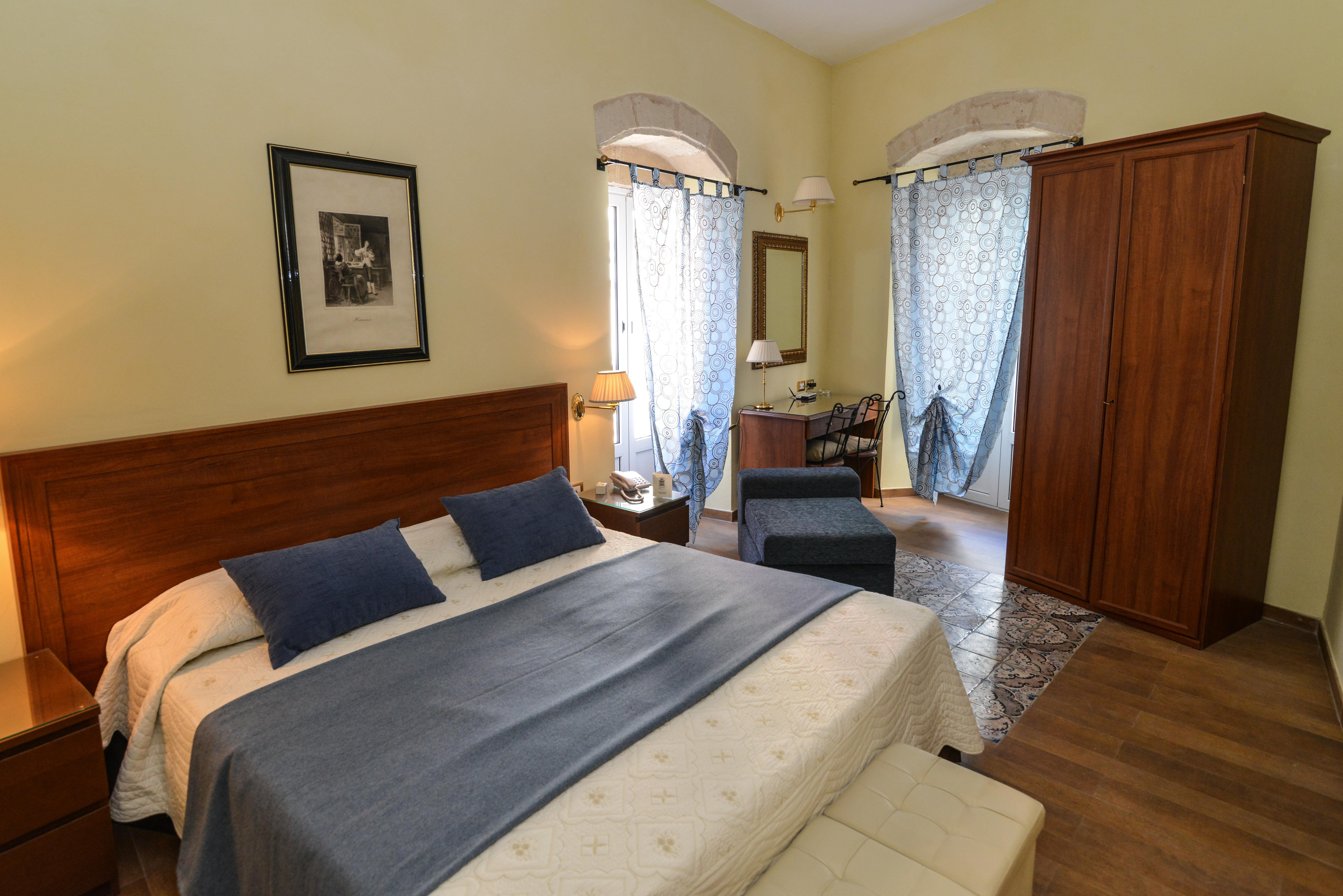 S.Andrea Degli Armeni Dimora Di Charme Bed & Breakfast Taranto Exterior photo