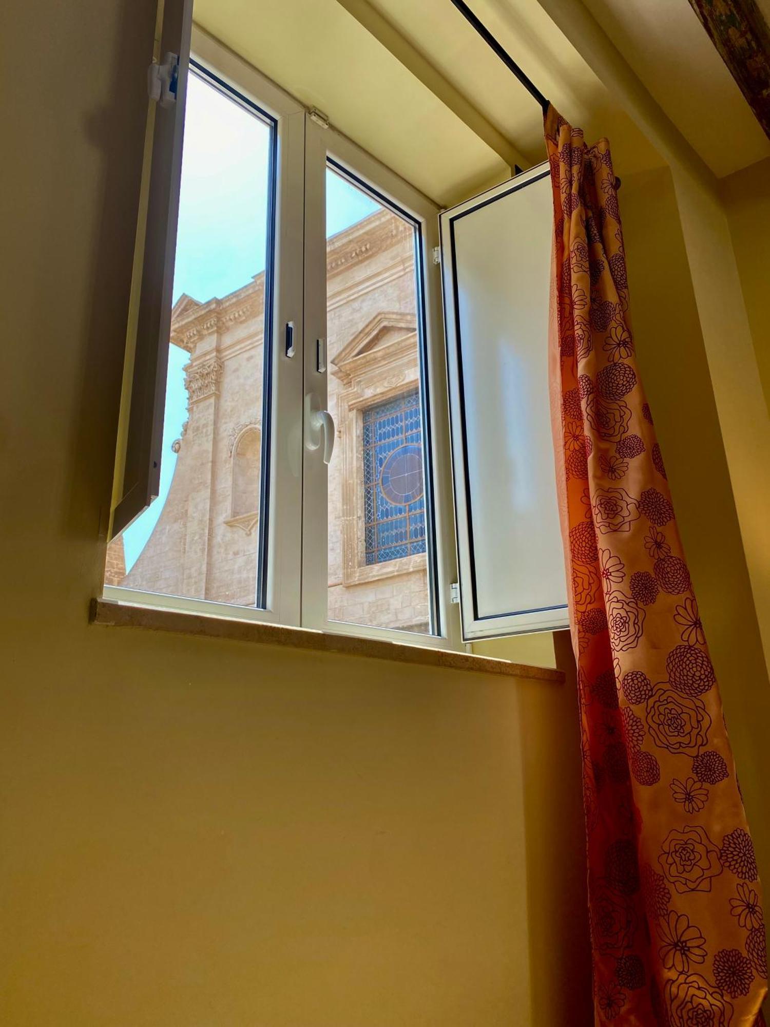 S.Andrea Degli Armeni Dimora Di Charme Bed & Breakfast Taranto Exterior photo